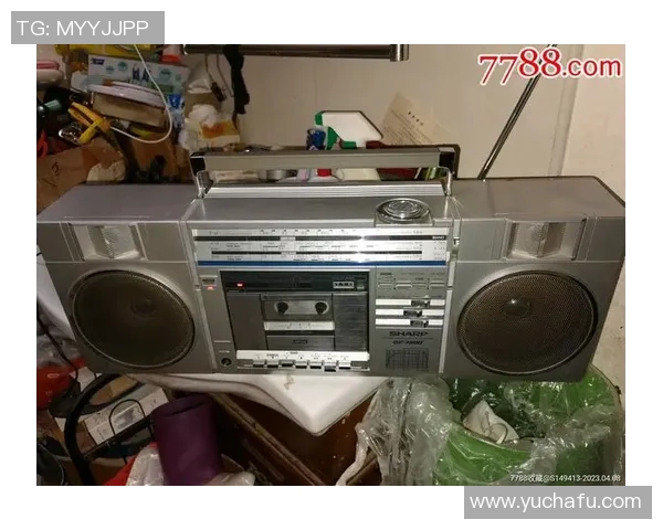 绿茵巨星闪耀瞬间足球偶像经典挂图收藏佳品